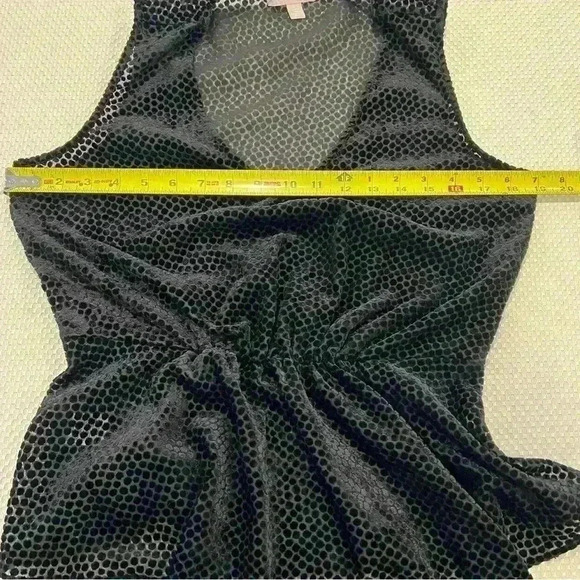 ✨Chelsea28 size small sheer black polka dots peplum sleeves top V-neck - Picture 6 of 8